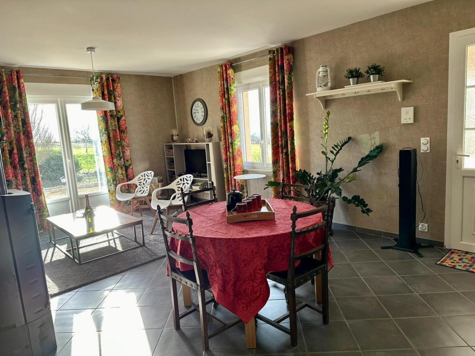 Вилла Le Charme Cernay-les-Reims Экстерьер фото