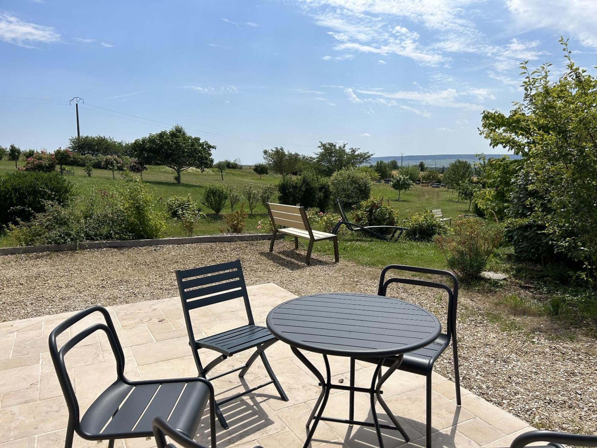 Вилла Le Charme Cernay-les-Reims Экстерьер фото