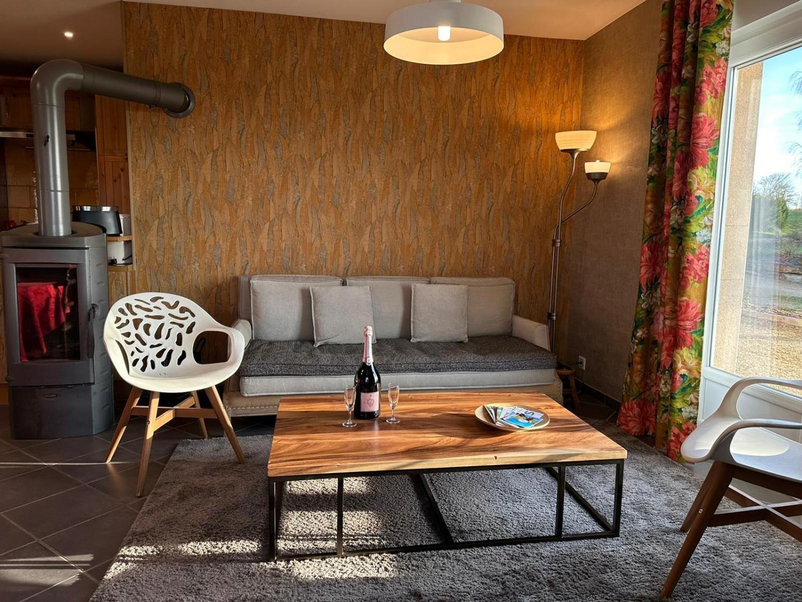Вилла Le Charme Cernay-les-Reims Экстерьер фото